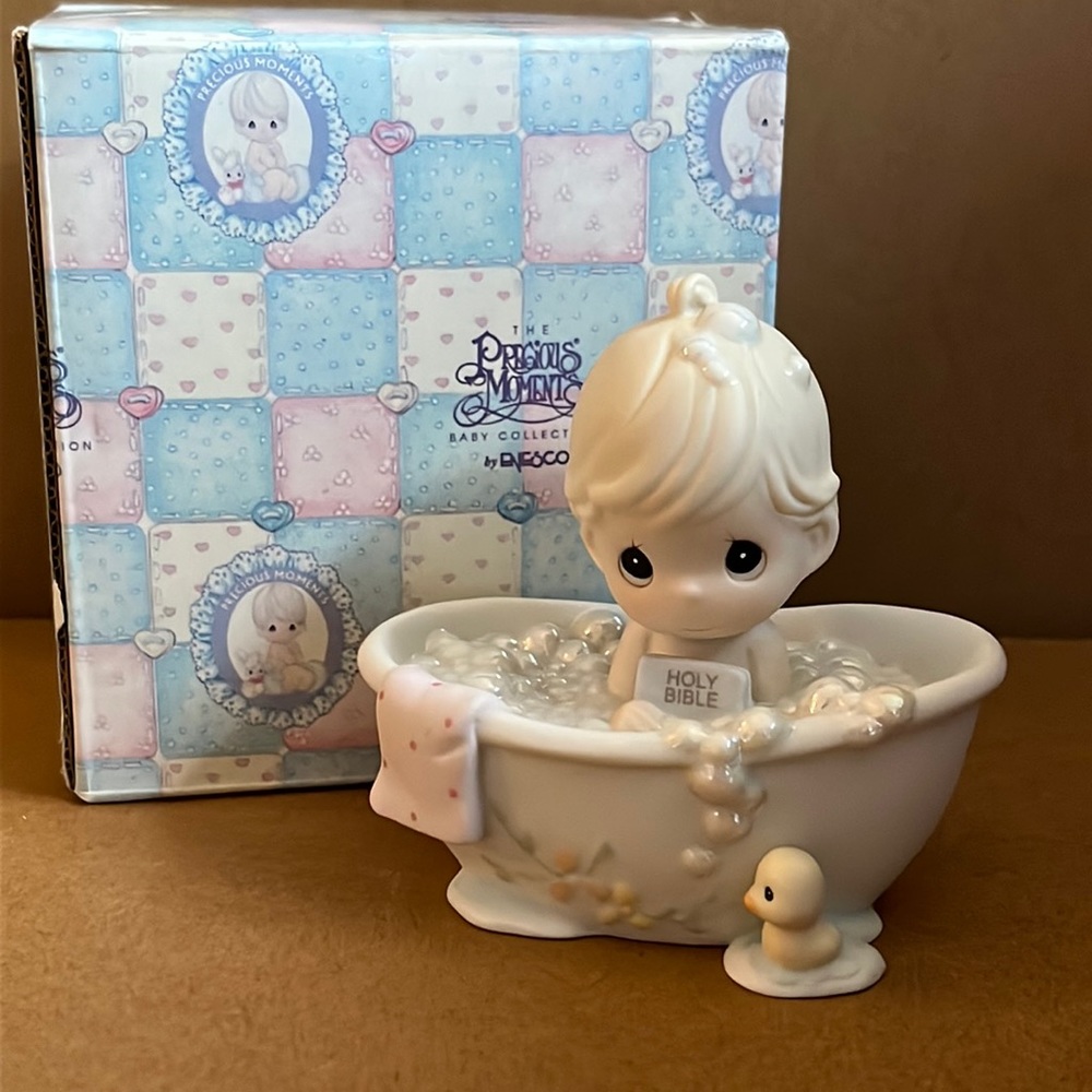 Precious Moments Baby Collection by ENESCO He Cleansed My Soul 1997 VINTAGE
